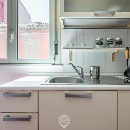 Appartement La Finestra Sul Corso à Cagliari Extérieur photo