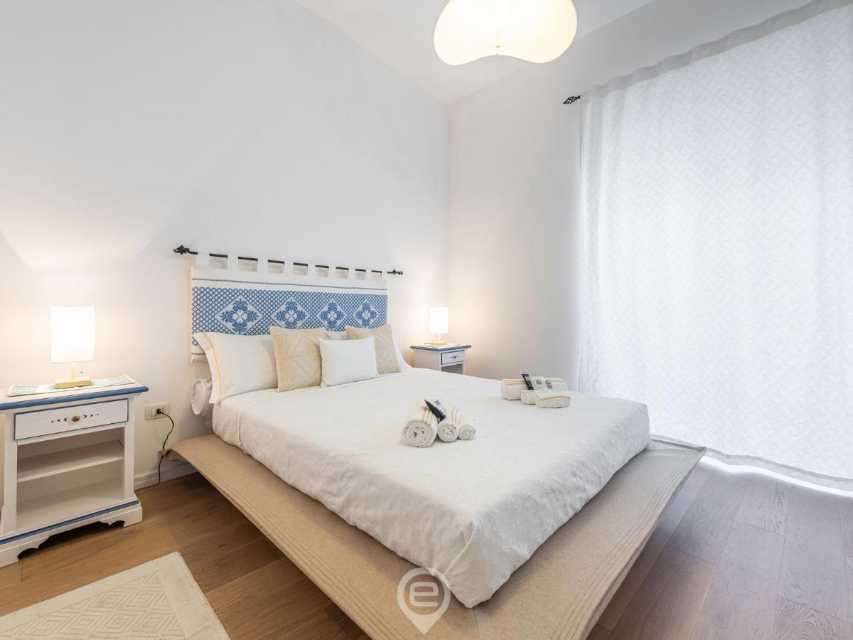 Appartement La Finestra Sul Corso à Cagliari Extérieur photo